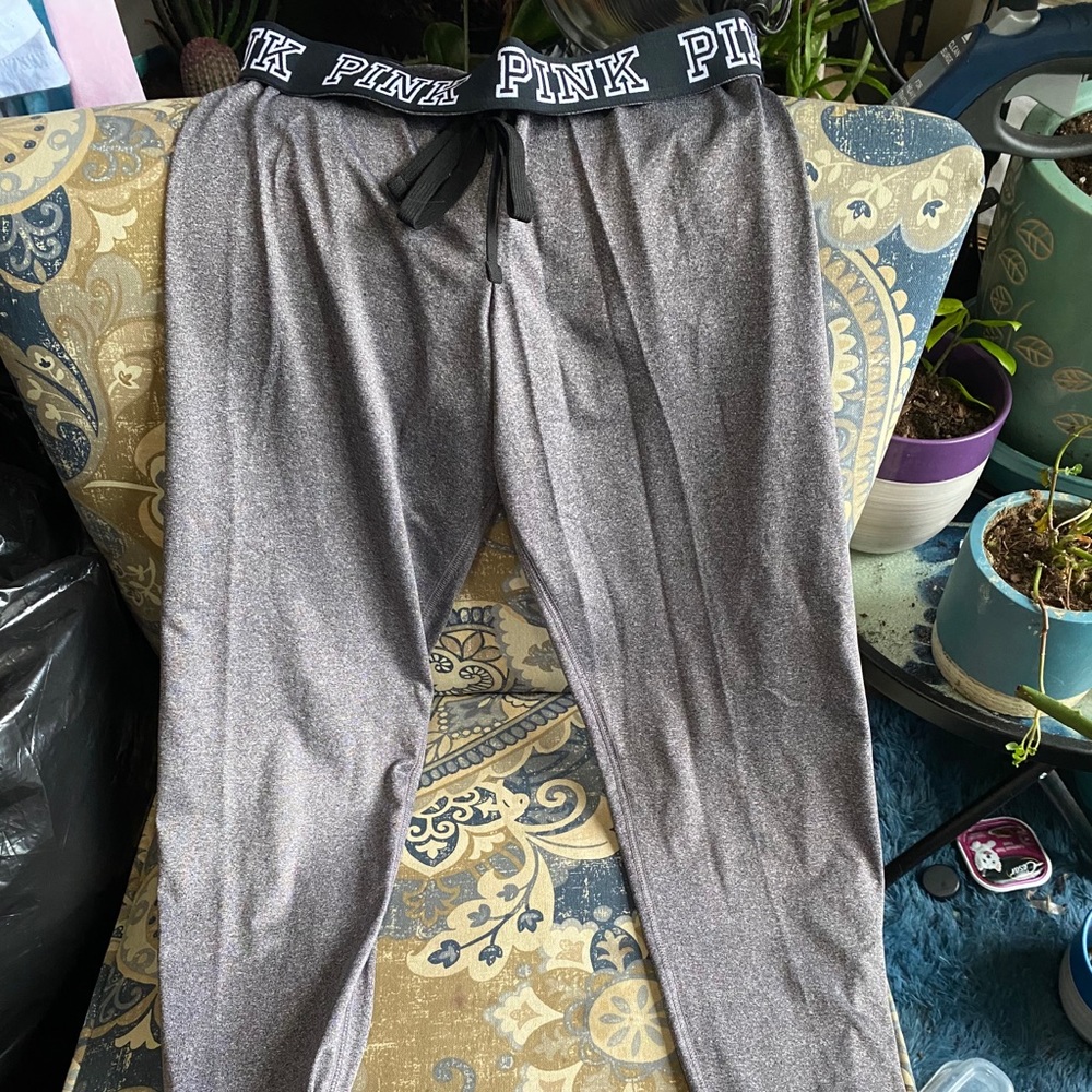 Vs pink leggings